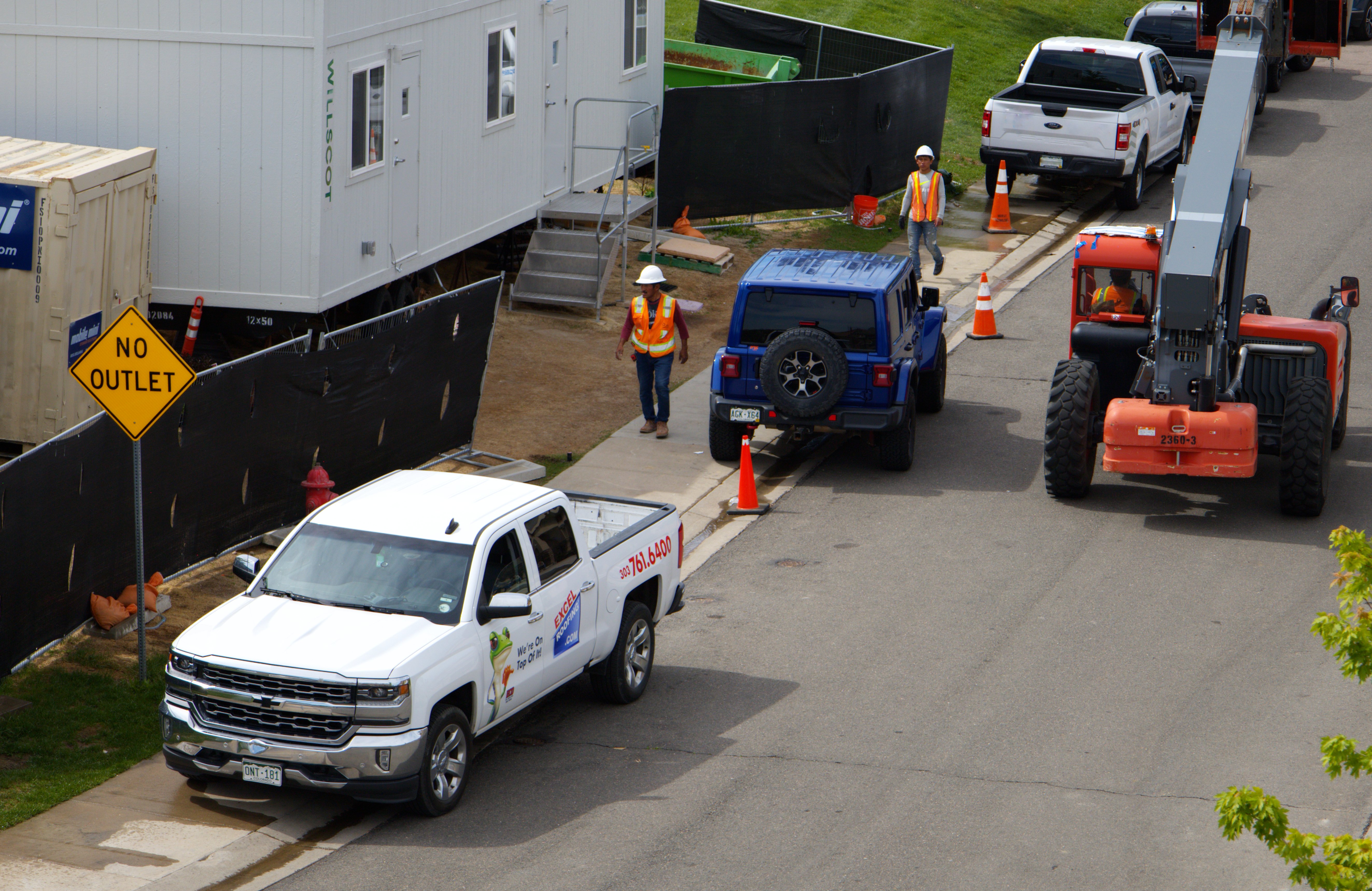 Commercial staging area