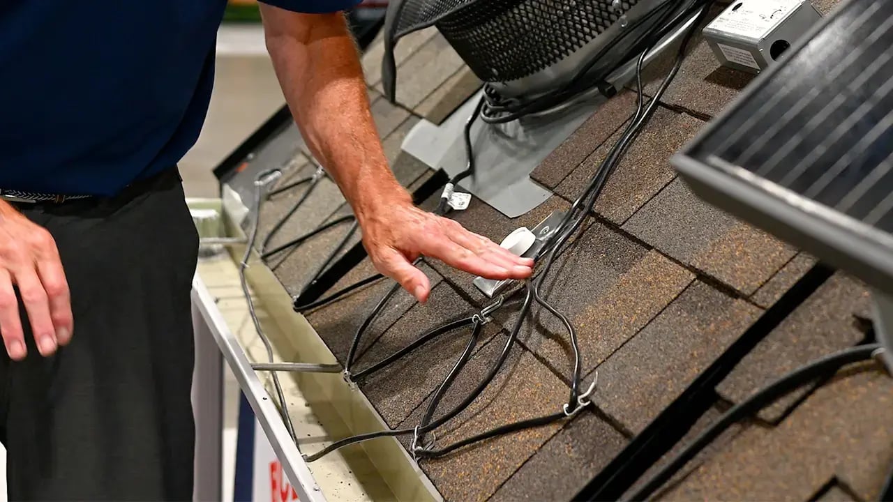 heat cable on asphalt