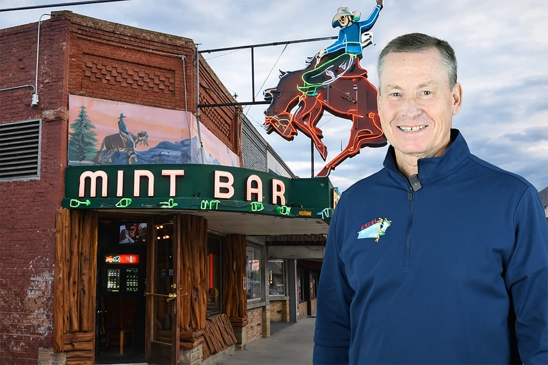Excel Roofings J Bretz in front of Sheridan's favorite watering hole, Mint Bar